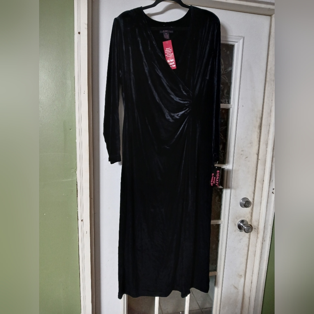 Signature by Robbie BeeBlack Velvet Whimsygoth Long Sleeve Faux Wrap DressS